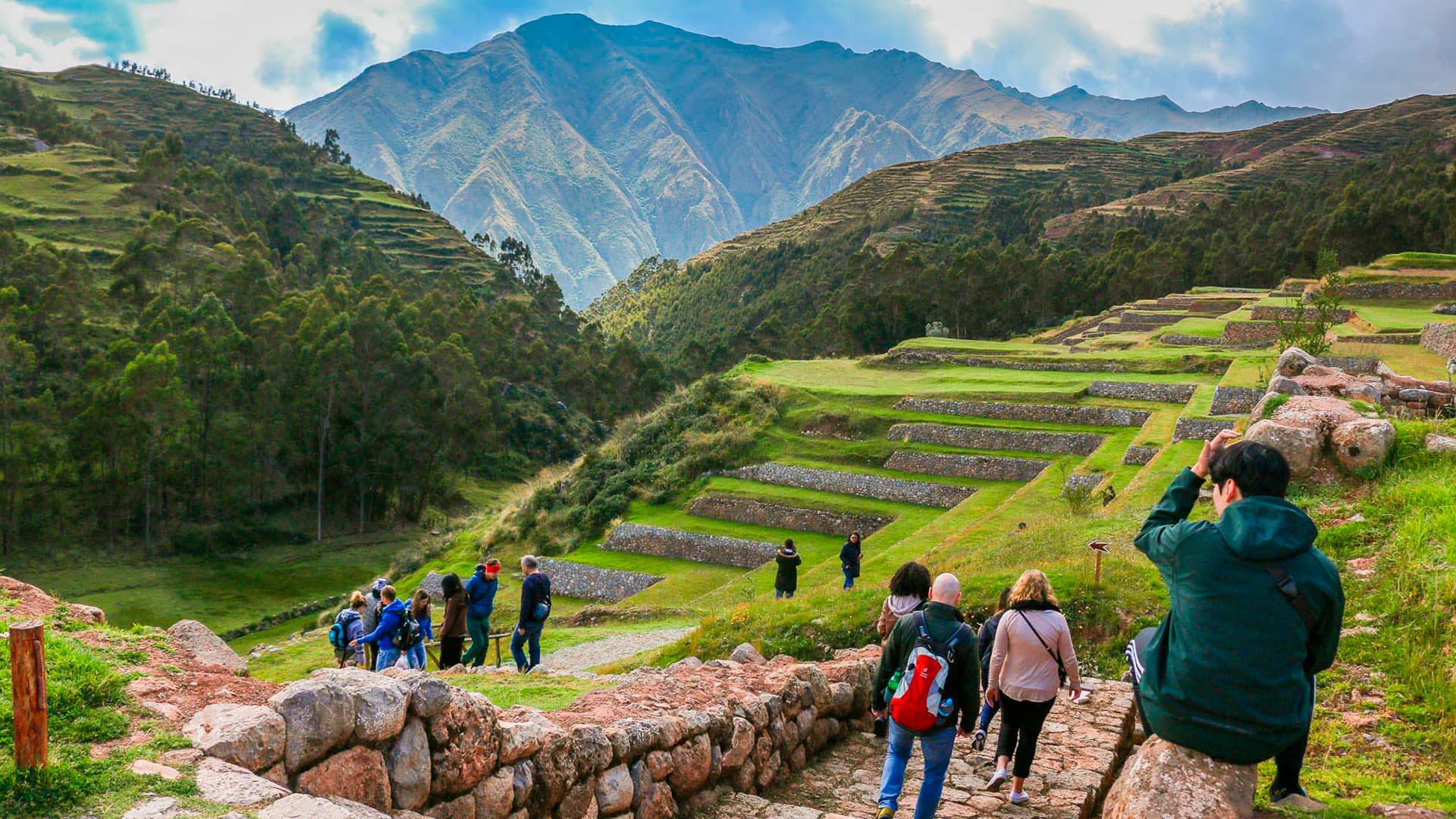 Machu-Picchu-y-Valle-Sagrado-2-Dias