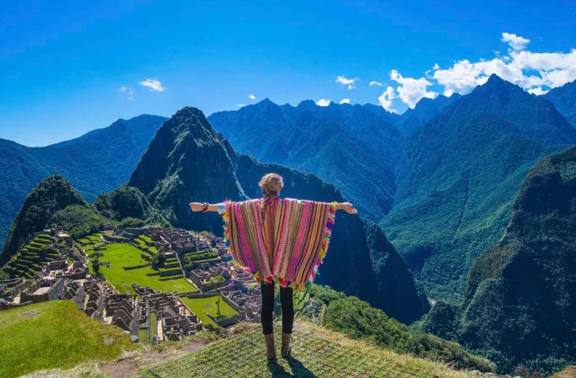Tour-Machu-Picchu-4-Días-y-3-Noches