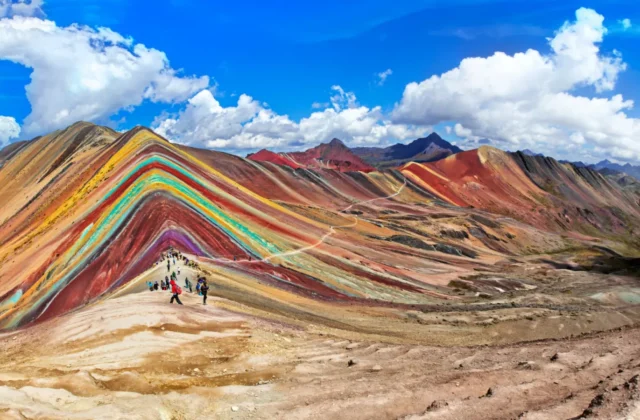 Montana siete colores vinicunca cusco peru – Montaña de 7 Colores