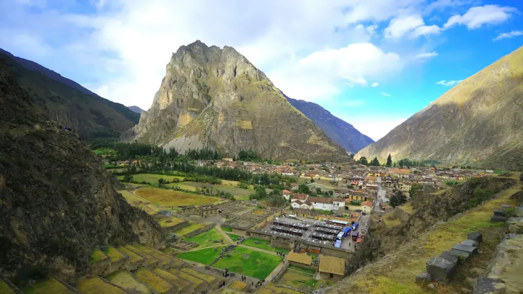 Ollantaytambo Medio Dia – Valle Sagrado de los Incas